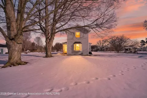 325 Charlotte Hwy, Portland, MI 48875