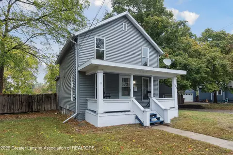 427 E Ash St, Mason, MI 48854 photo 2