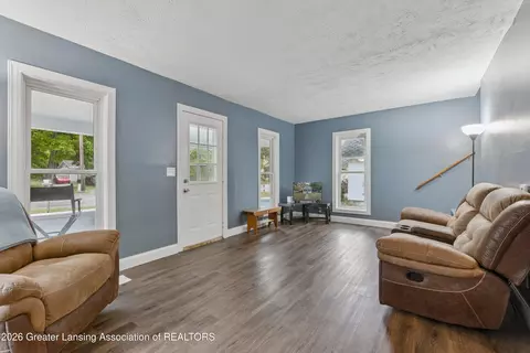 427 E Ash St, Mason, MI 48854 photo 7