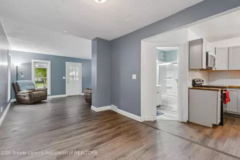 427 E Ash St, Mason, MI 48854 photo 11