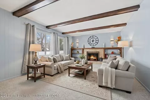 Living - 1218 Pine St, Grand Ledge, MI 48837 photo 3 of 6
