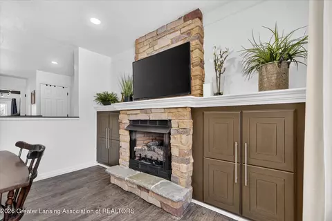 4027 Franklin Rd, Jackson, MI 49203 photo 13
