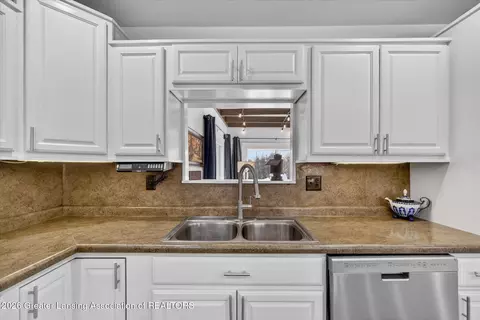 4027 Franklin Rd, Jackson, MI 49203 photo 7