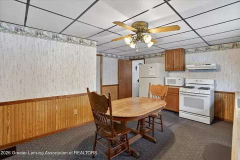 Dining - 132 Washington St, Maple Rapids, MI 48853 photo 2 of 3