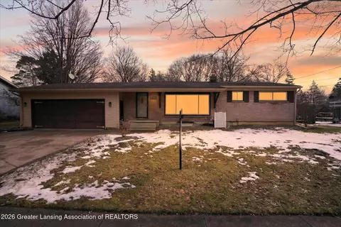 5816 Beuna Pkwy, Haslett, MI 48840