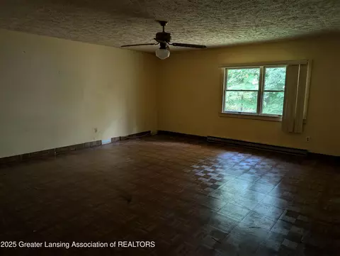 Living - 8876 E State Rd, Haslett, MI 48840 photo 5 of 5