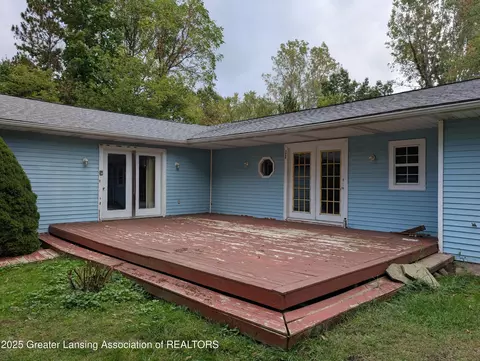 Exterior - 8876 E State Rd, Haslett, MI 48840 photo 2 of 3