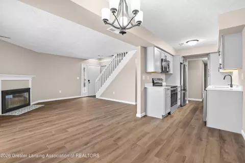 1830 Nemoke Trl, Haslett, MI 48840