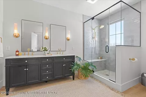 Bath - 14211 Myers Rd, Dewitt, MI 48820 photo 1 of 5