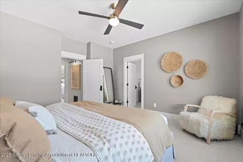 Bedroom - 14211 Myers Rd, Dewitt, MI 48820 photo 2 of 5