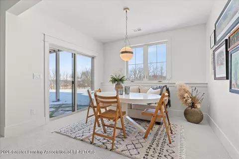 Dining - 14211 Myers Rd, Dewitt, MI 48820 photo 3 of 3