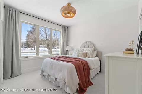 Bedroom - 14211 Myers Rd, Dewitt, MI 48820 photo 3 of 5