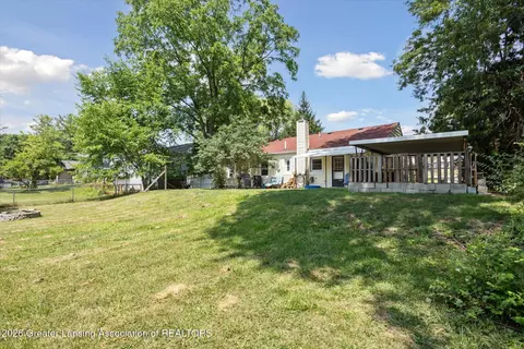 Exterior - 1815 Hamilton Rd, Okemos, MI 48864 photo 4 of 7