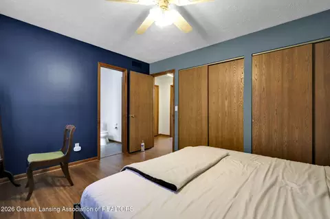 Bedroom - 2414 Pine Tree Rd, Holt, MI 48842 photo 2 of 4
