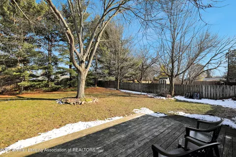 Exterior - 2414 Pine Tree Rd, Holt, MI 48842 photo 4 of 4
