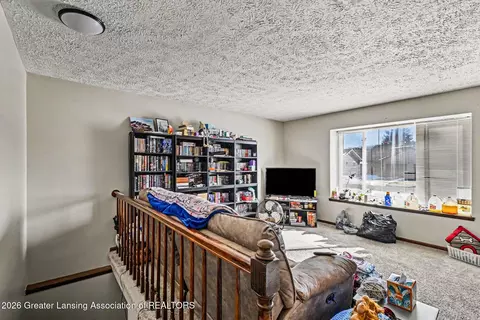 1114 N Chimney Hill Dr, Dewitt, MI 48820 photo 10