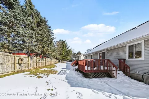 1114 N Chimney Hill Dr, Dewitt, MI 48820 photo 28