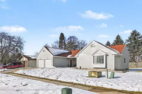 1114 N Chimney Hill Dr, Dewitt, MI 48820 photo 26