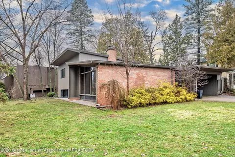 901 Rosewood Ave, East Lansing, MI 48823