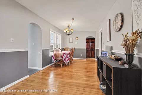 Dining - 6819 Brooklyn Rd, Jackson, MI 49201 photo 1 of 1
