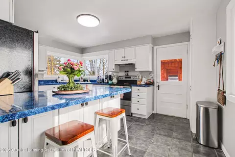 Kitchen - 6819 Brooklyn Rd, Jackson, MI 49201 photo 1 of 2