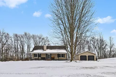 16505 Heim Rd, Chelsea, MI 48118