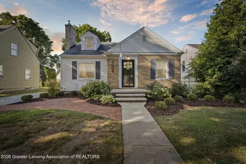 704 Beech St, East Lansing, MI 48823