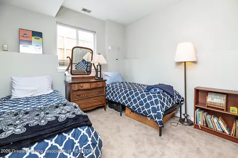 Bedroom - 2500 Skye Rd, Lansing, MI 48911 photo 4 of 5