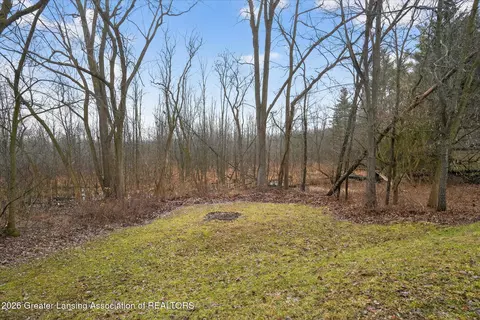 Exterior - 6902 E Clark Rd, Bath, MI 48808 photo 7 of 7