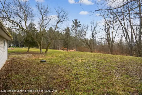 Exterior - 6902 E Clark Rd, Bath, MI 48808 photo 6 of 7