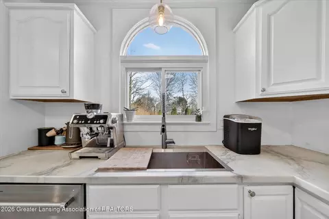 Kitchen - 1225 Schavey Rd, Dewitt, MI 48820 photo 5 of 5
