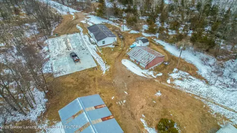 9304-9306 Parkhurst Hwy, Addison, MI 49220