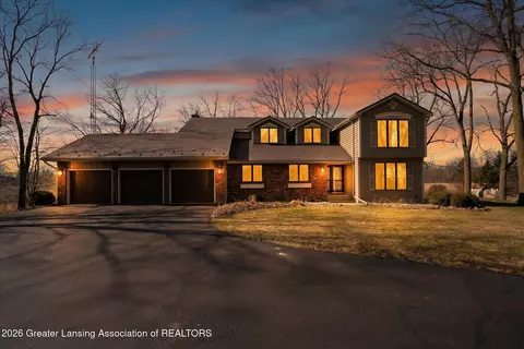 1075 N Edgar Rd, Mason, MI 48854