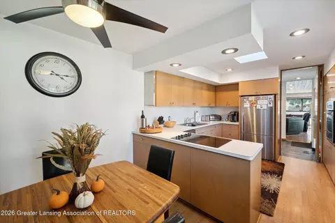 Kitchen - 6428 Olympus Dr, Clarkston, MI 48346 photo 1 of 6