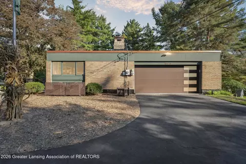 Exterior - 6428 Olympus Dr, Clarkston, MI 48346 photo 2 of 32