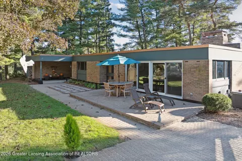 Exterior - 6428 Olympus Dr, Clarkston, MI 48346 photo 25 of 32