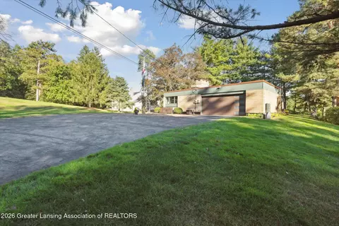 Exterior - 6428 Olympus Dr, Clarkston, MI 48346 photo 4 of 32