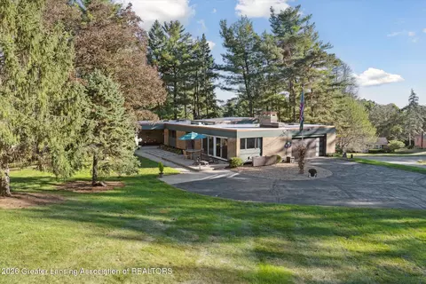 Exterior - 6428 Olympus Dr, Clarkston, MI 48346 photo 23 of 32