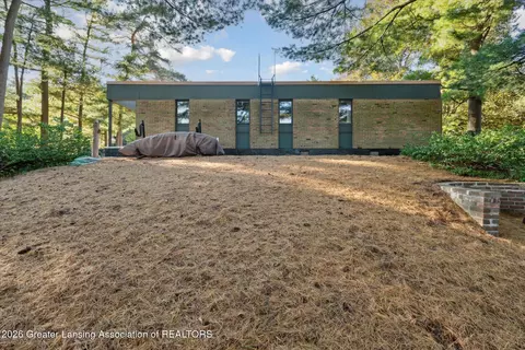 Exterior - 6428 Olympus Dr, Clarkston, MI 48346 photo 18 of 32