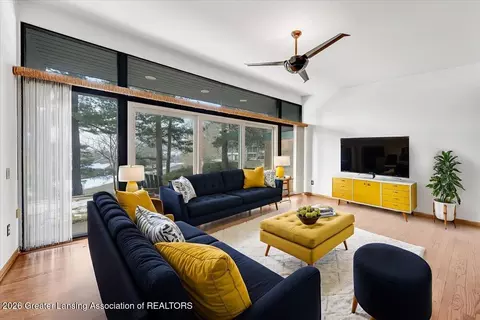 Living - 6428 Olympus Dr, Clarkston, MI 48346 photo 10 of 12