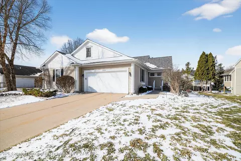 15060 Classic Dr, Bath, MI 48808