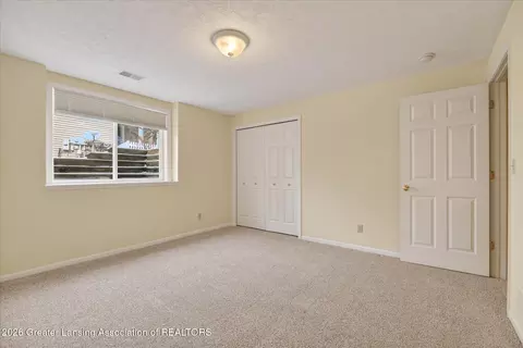 Bedroom - 15060 Classic Dr, Bath, MI 48808 photo 6 of 6