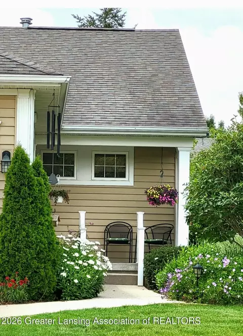 Exterior - 15060 Classic Dr, Bath, MI 48808 photo 4 of 4