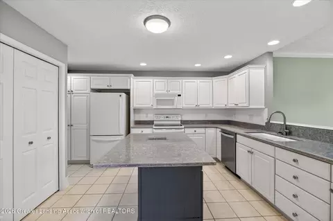 Kitchen - 15060 Classic Dr, Bath, MI 48808 photo 1 of 4