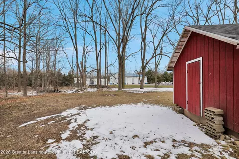 1028 Hogsback Rd, Mason, MI 48854 photo 8