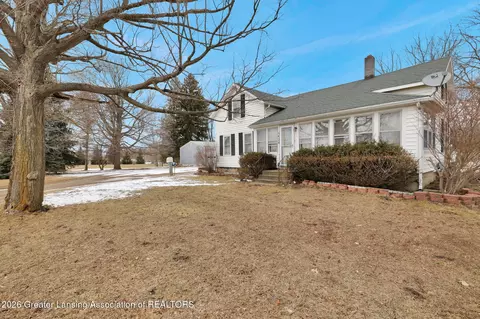 1028 Hogsback Rd, Mason, MI 48854 photo 5
