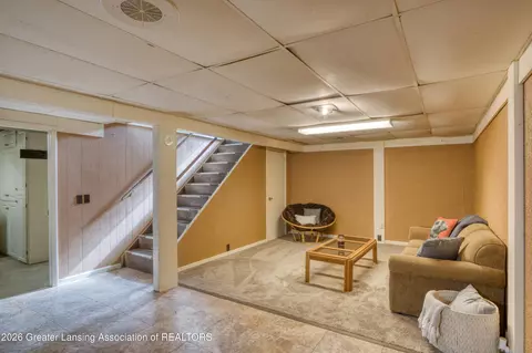 232 Lawrence Cir, Paris, MI 49338 photo 4