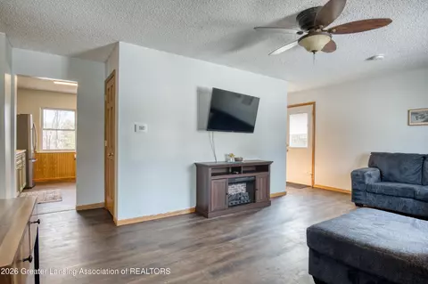 232 Lawrence Cir, Paris, MI 49338 photo 12