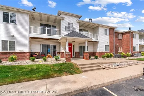 311 Carom Cir #59, Mason, MI 48854
