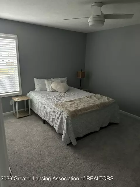 5669 Copper Creek Dr, Haslett, MI 48840 photo 5